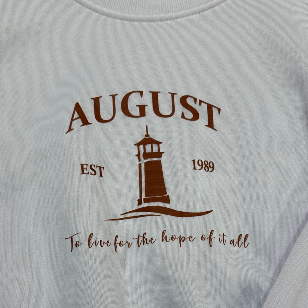 White Oversized Taylor Swift Crewneck - August - Picture 2 of 2